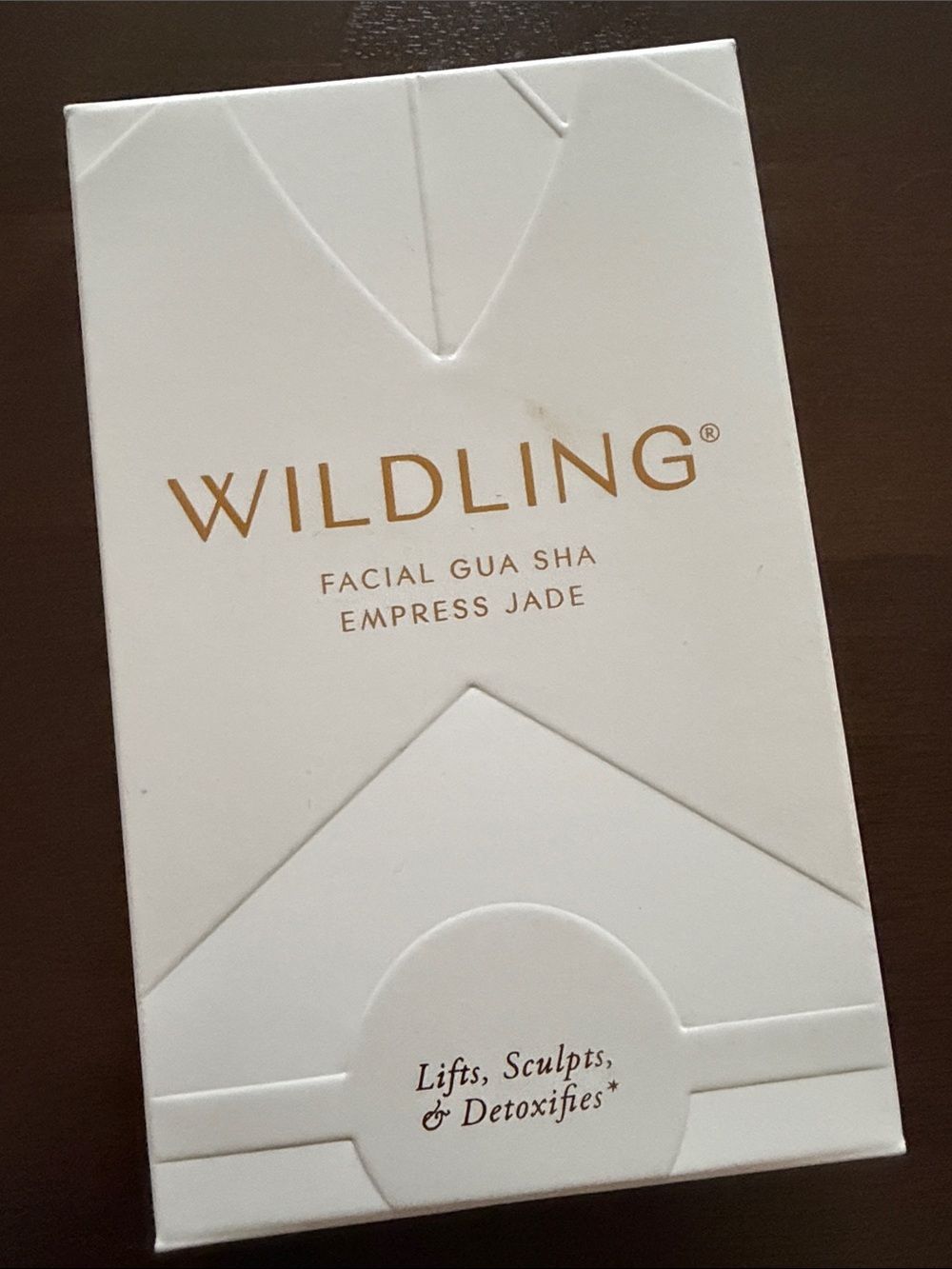 WILDLING Facial Gua Sha Empress Jade - White & Gold Box
